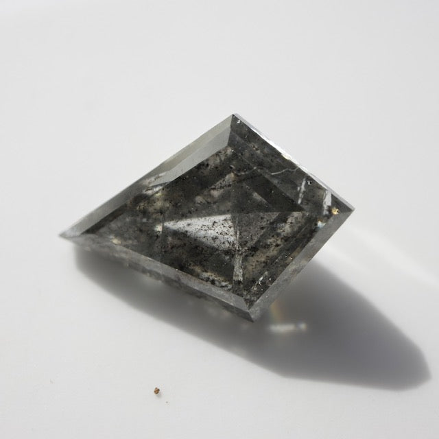 Salt & Pepper Kite Diamond