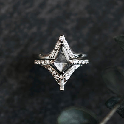 Baguette + Round Halo Kite Ring Set